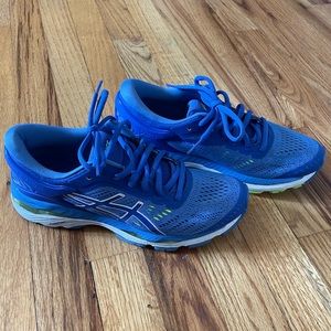 EUC ASICS Dynamic Duomax